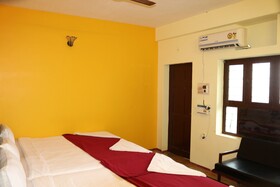 Siva Sakthi Hotel A Unit Of Ammayi Hotel