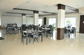 Chandra Royal Inn