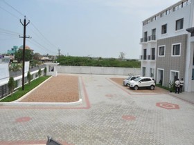 Chandra Royal Inn
