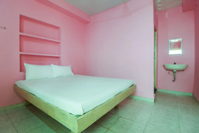 Santiagu Lodge by OYO Rooms