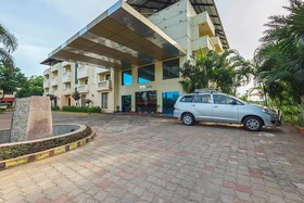 MGM Vailankanni Residency
