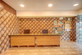 Golden Park by OYO Rooms