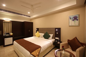 Hotel Khanna Fiesta
