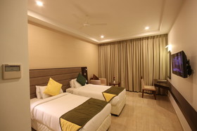 Hotel Khanna Fiesta