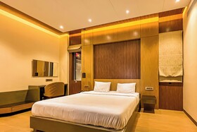 Symphony Inn