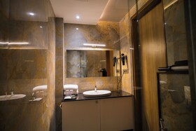 Symphony Inn