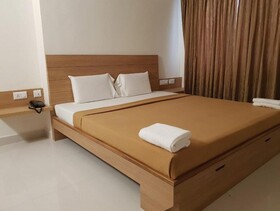 The Nest Compact Inn