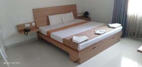 The Nest Compact Inn