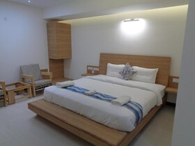 The Nest Compact Inn