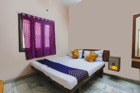 Hotel Meenakshi by OYO Rooms