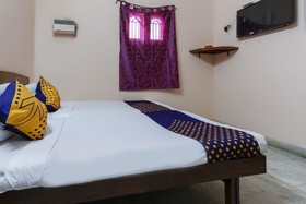 Hotel Meenakshi by OYO Rooms