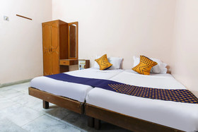 Hotel Meenakshi by OYO Rooms