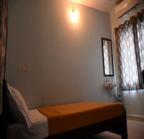Thendral Park Inn