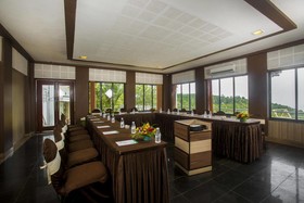 Grand Palace Hotel & Spa Yercaud