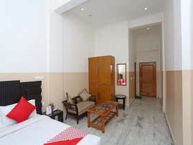 Hotel Jay Continental By OYO Rooms
