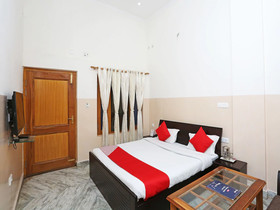 Hotel Jay Continental By OYO Rooms