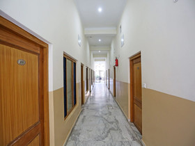 Hotel Jay Continental By OYO Rooms