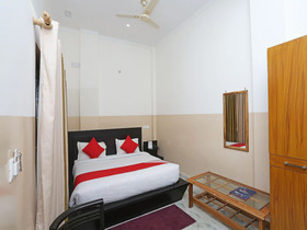 Hotel Jay Continental By OYO Rooms