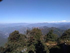 Hotel Kausani Retreat