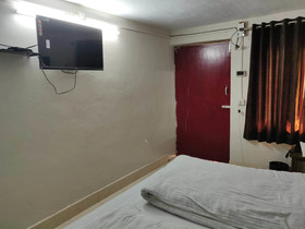Hotel Kausani Retreat