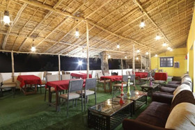 Hotel Kausani Retreat