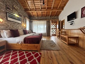 Kasar Himalaya Holiday Home