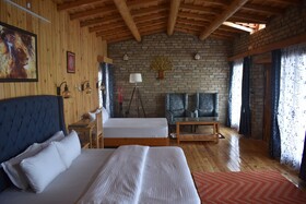 Kasar Himalaya Holiday Home