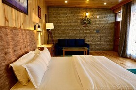 Kasar Himalaya Holiday Home