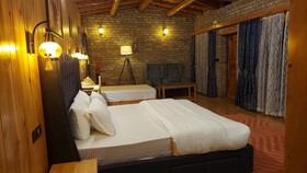 Kasar Himalaya Holiday Home