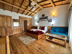 Kasar Himalaya Holiday Home