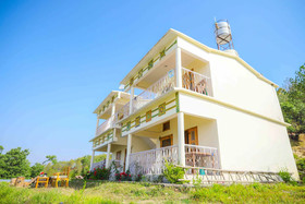 V Resorts Royal Homestay Jhimar