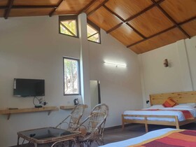 Wood Castle Luxury Home Stay