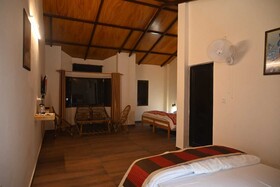 Wood Castle Luxury Home Stay