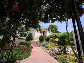 Country Inn - Bhimtal