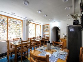 Hotel Lake Inn