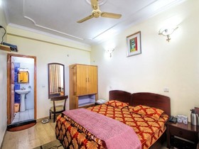 Hotel Lake Inn