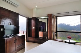 Mapple Hermitage Bhimtal