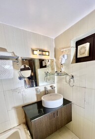 SeaHawk Resort Bhimtal