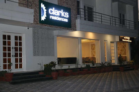 Clarks Inn Near Kainchi Dham