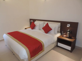Clarks Inn Near Kainchi Dham