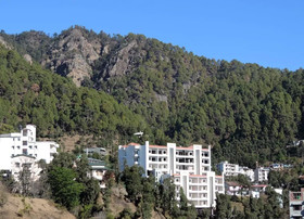 Clarks Inn Near Kainchi Dham