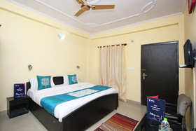Hotel Traveller Inn by OYO Rooms