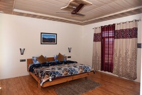 Hill View Retreat