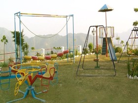Classic Hilltop Resort