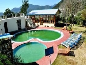 Classic Hilltop Resort