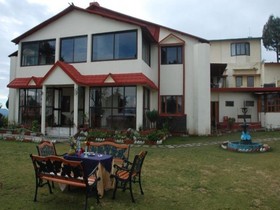 Classic Hilltop Resort