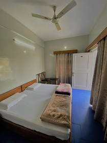 Hotel Gautam Residency