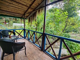Himalayan River Garden