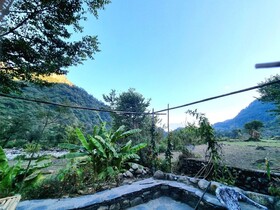 Himalayan River Garden