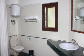 The Riverview Retreat - Corbett Resort